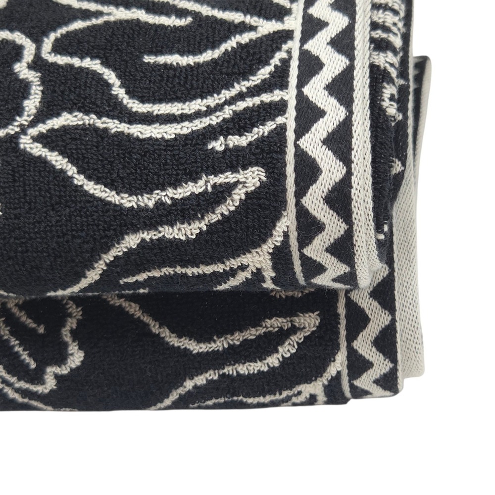 Rachel Zoe Black Ecru Floral Reversible Cotton Towel Set 4pc 2 Bath 2 Hand - Picture 9 of 12